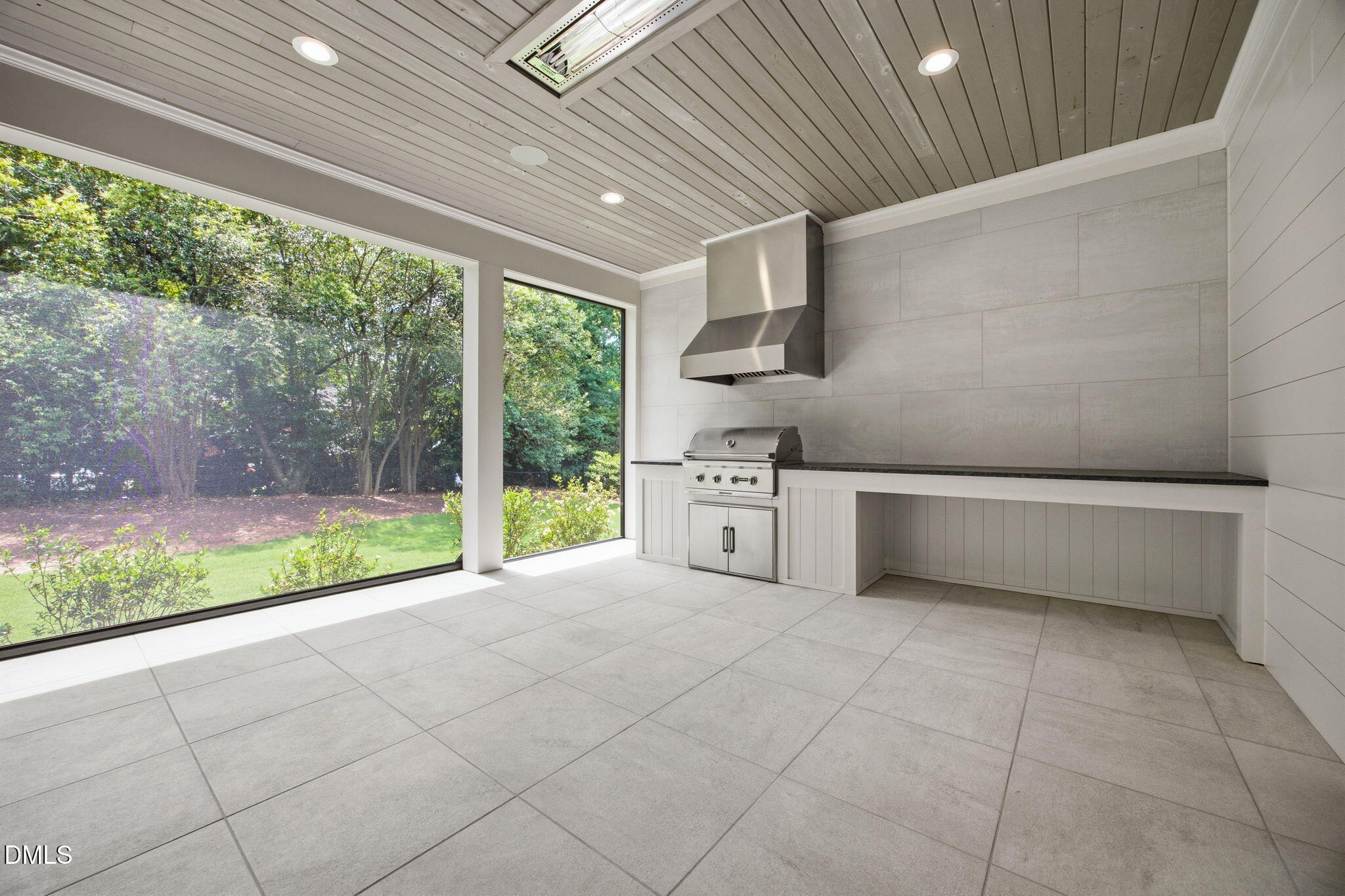1201 Glendale Drive