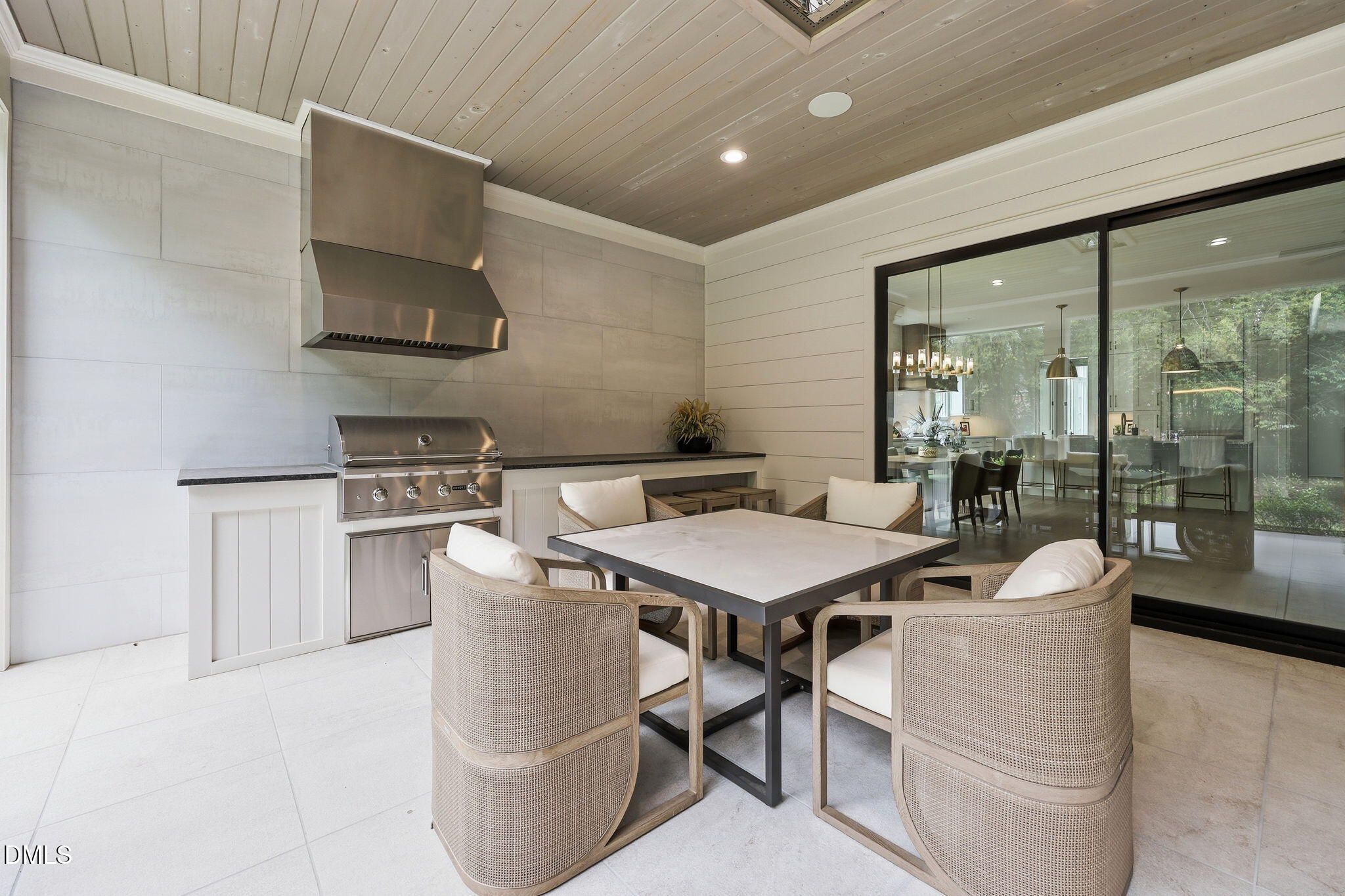 1201 Glendale Drive