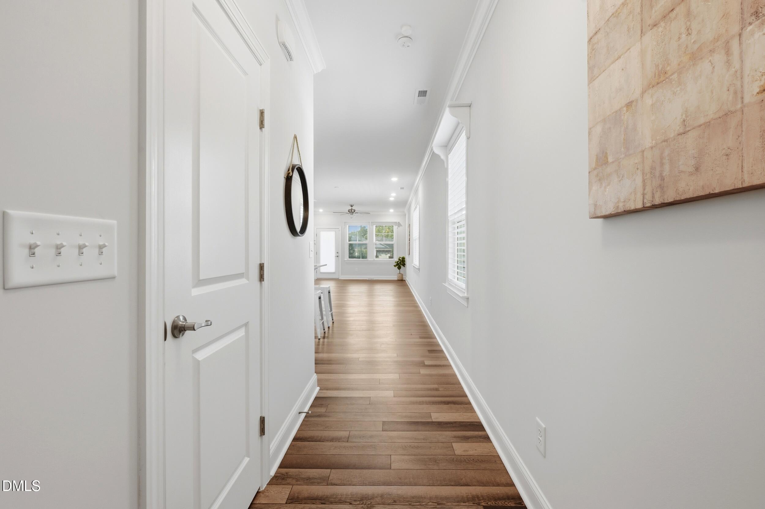 400 English Violet Lane