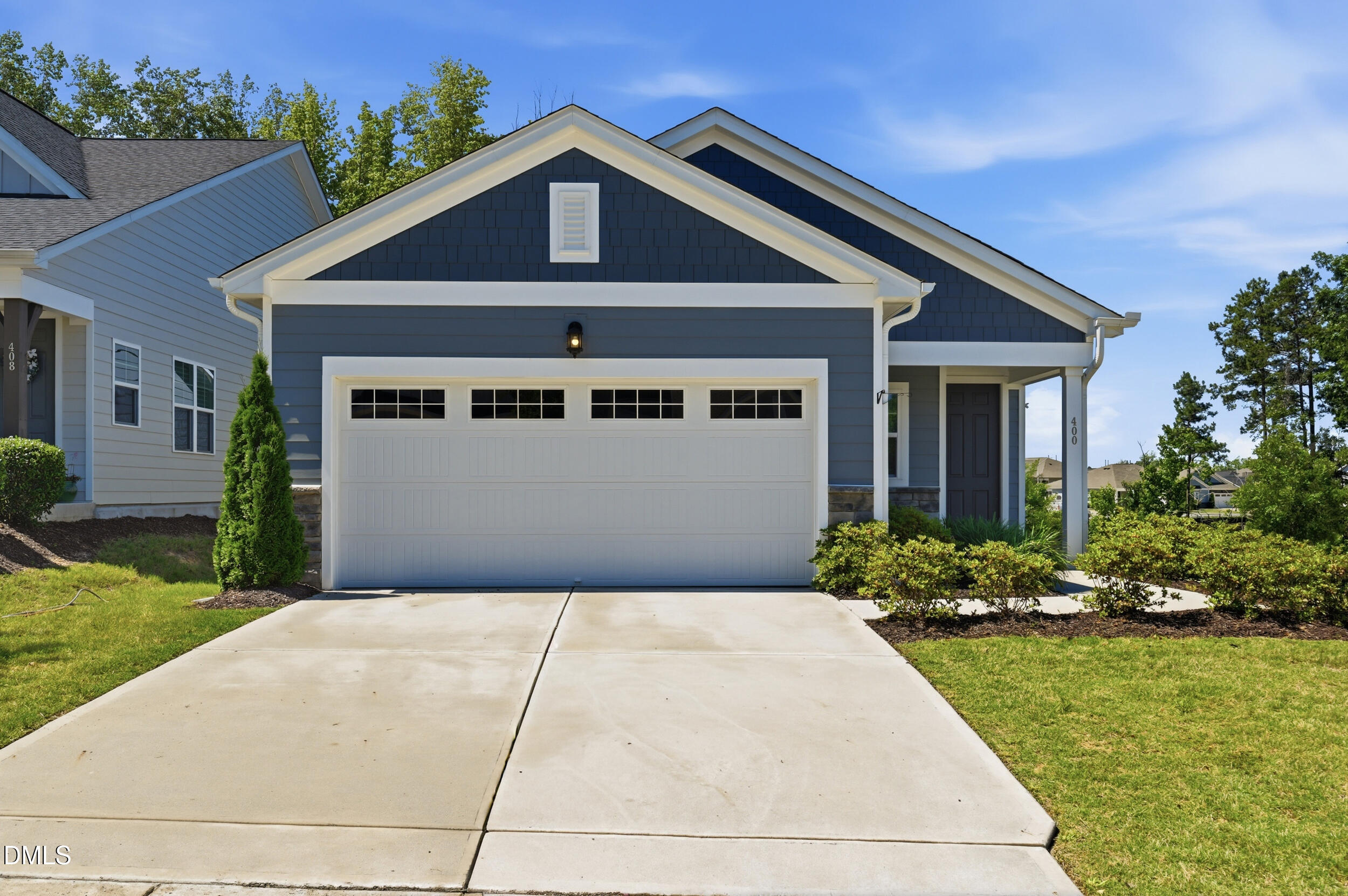 400 English Violet Lane
