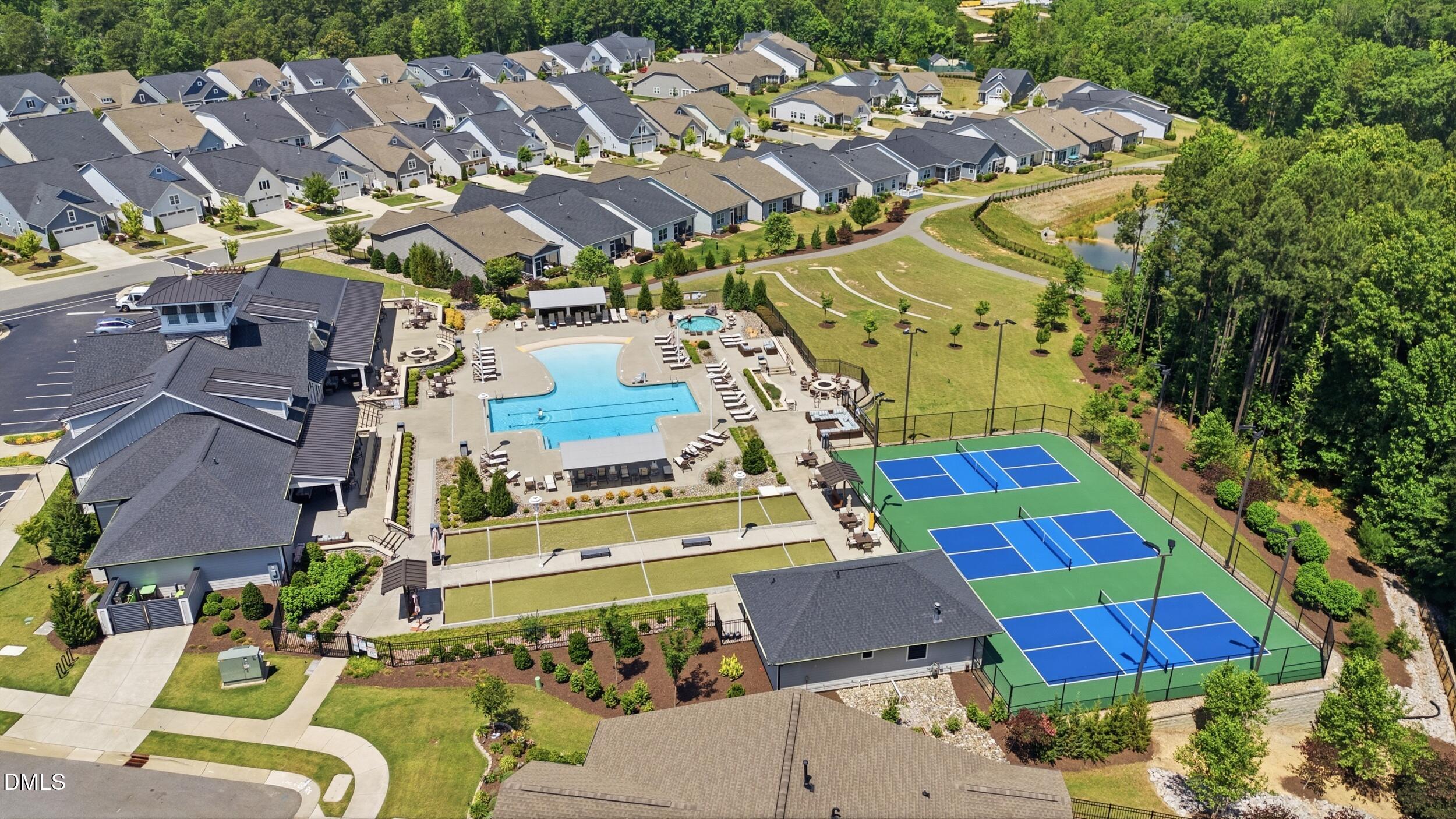 400 English Violet Lane