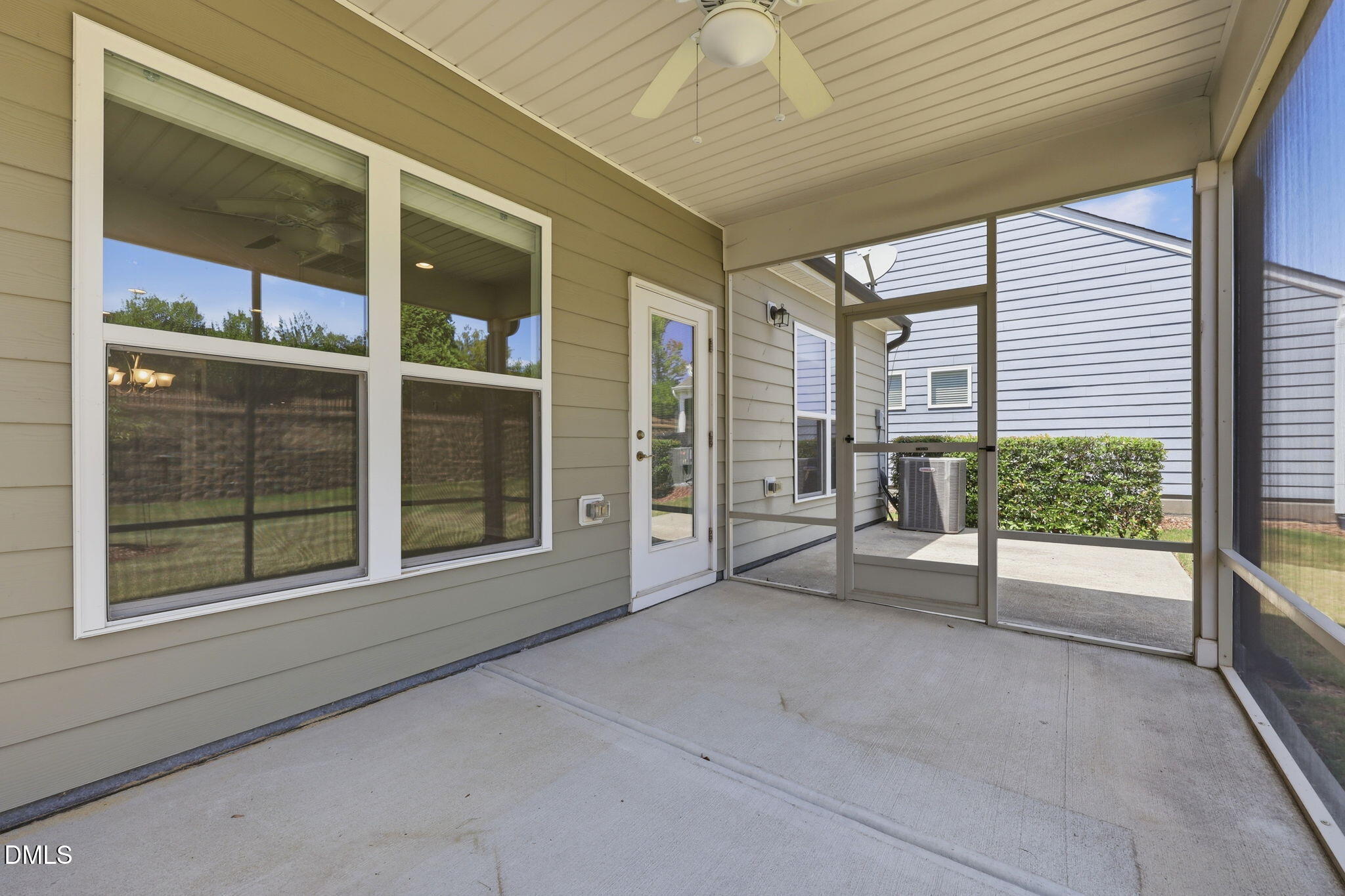 1202 E Rosedale Creek Drive