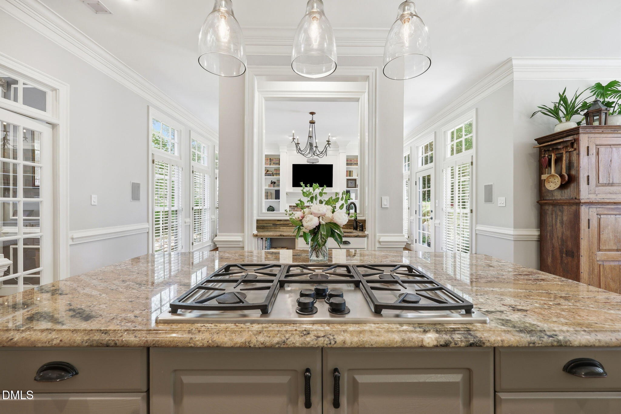 1909 Torrey Pines Place