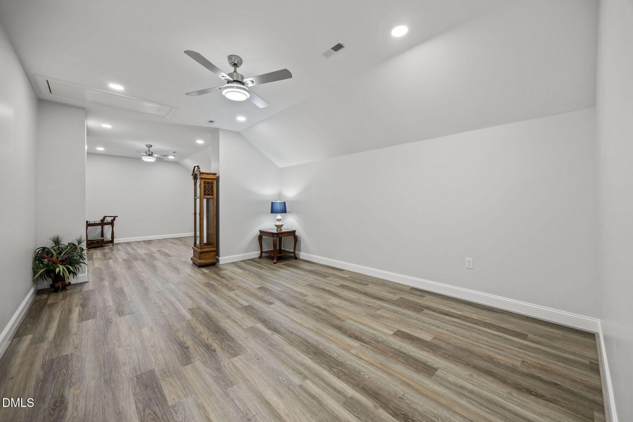 8821 Hexham Road