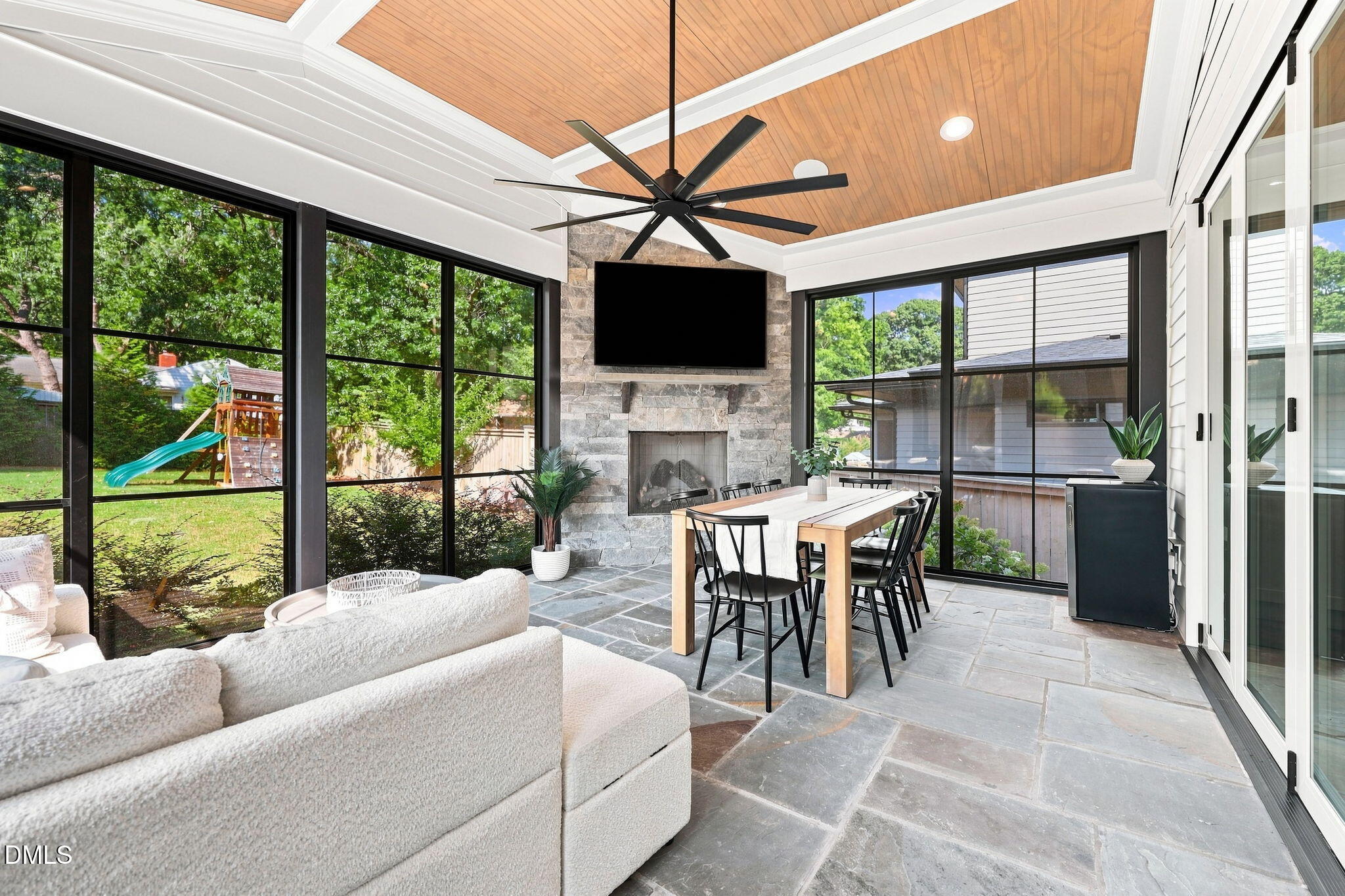113 Crestview Road