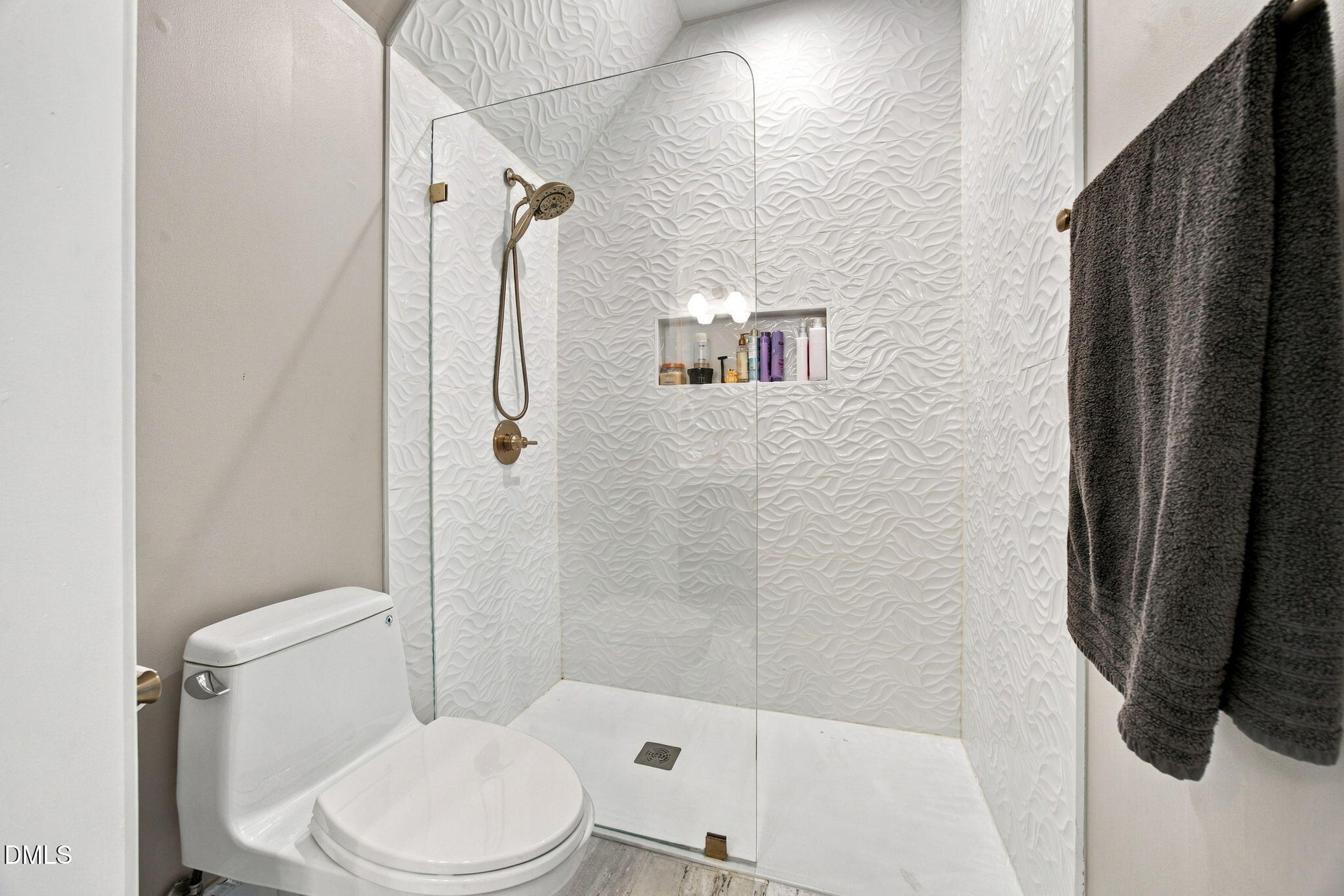 6701 Foxfire Place
