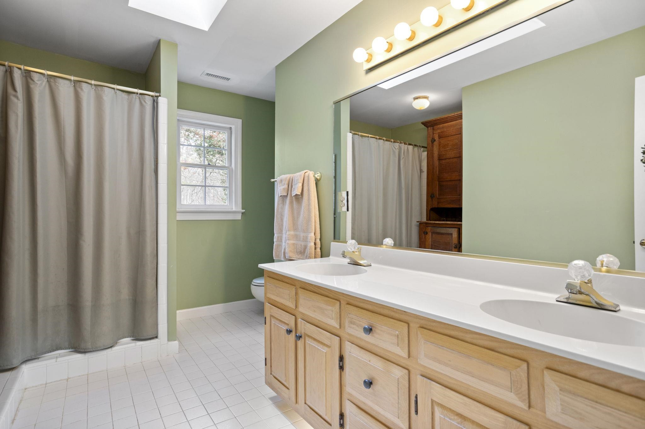 1061 Vestavia Woods Drive