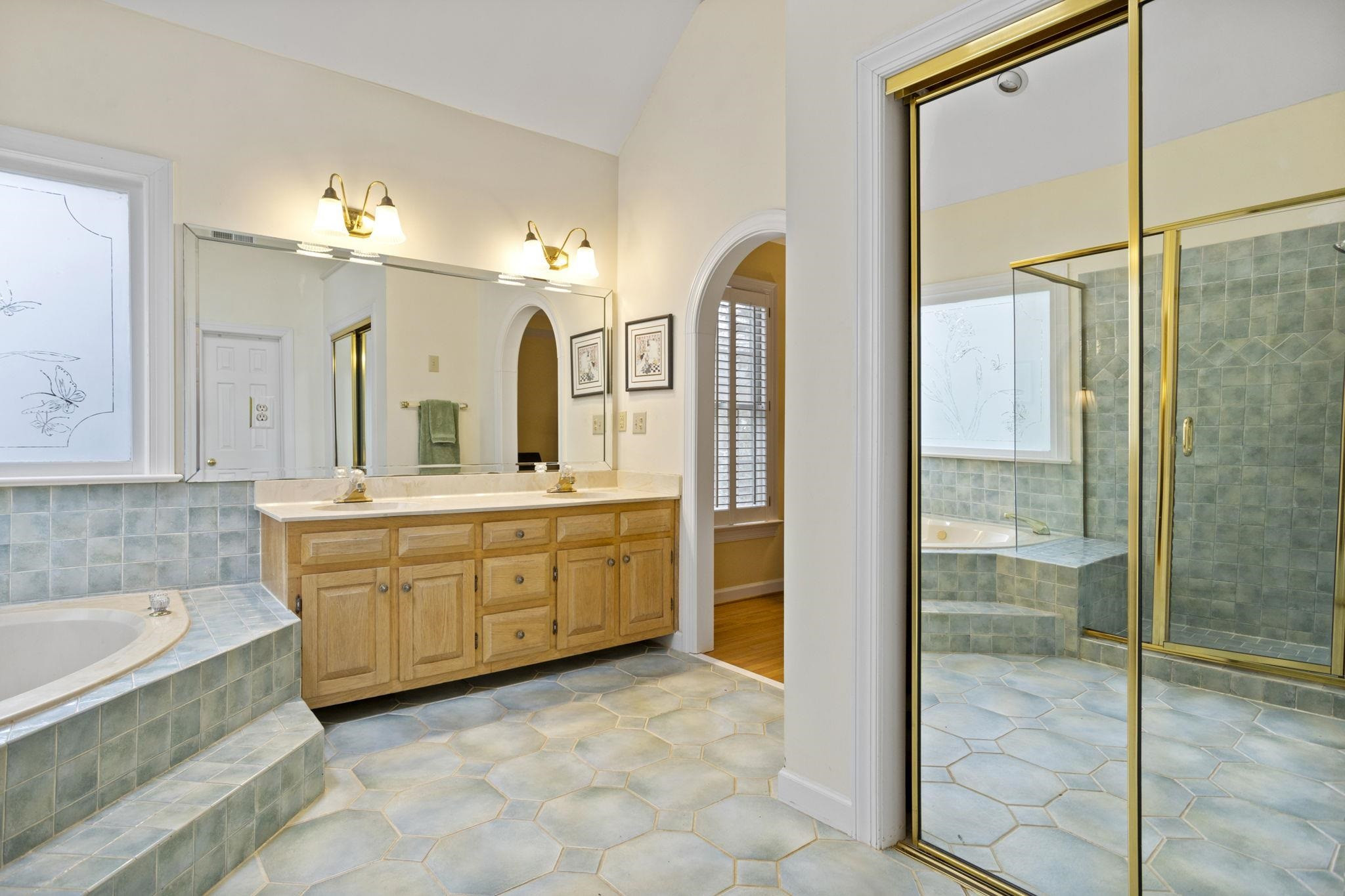 1061 Vestavia Woods Drive