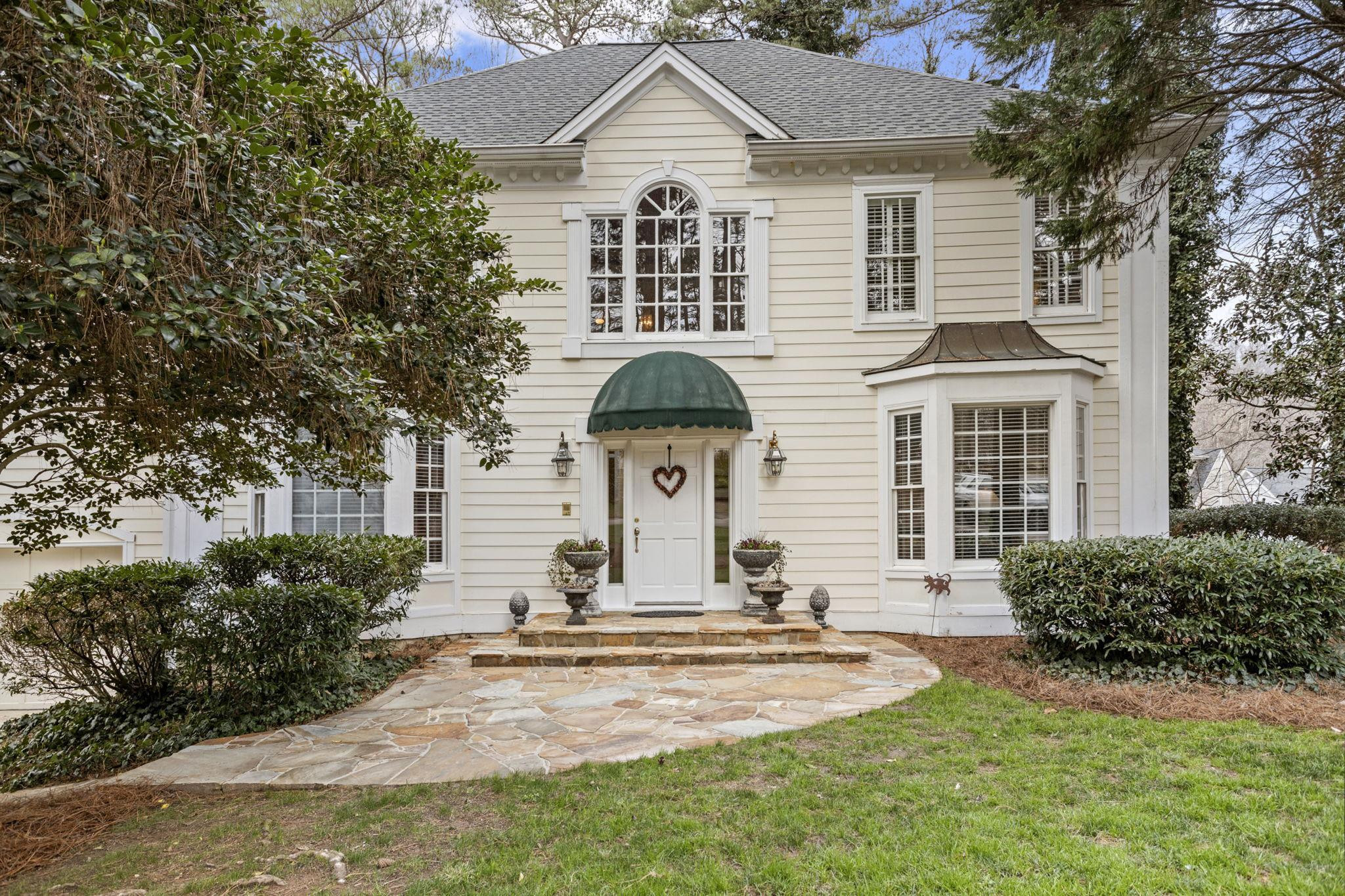 1061 Vestavia Woods Drive
