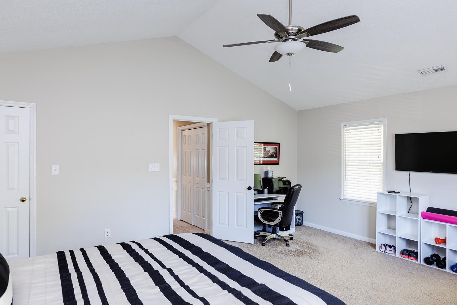 5212 Harrington Grove Drive