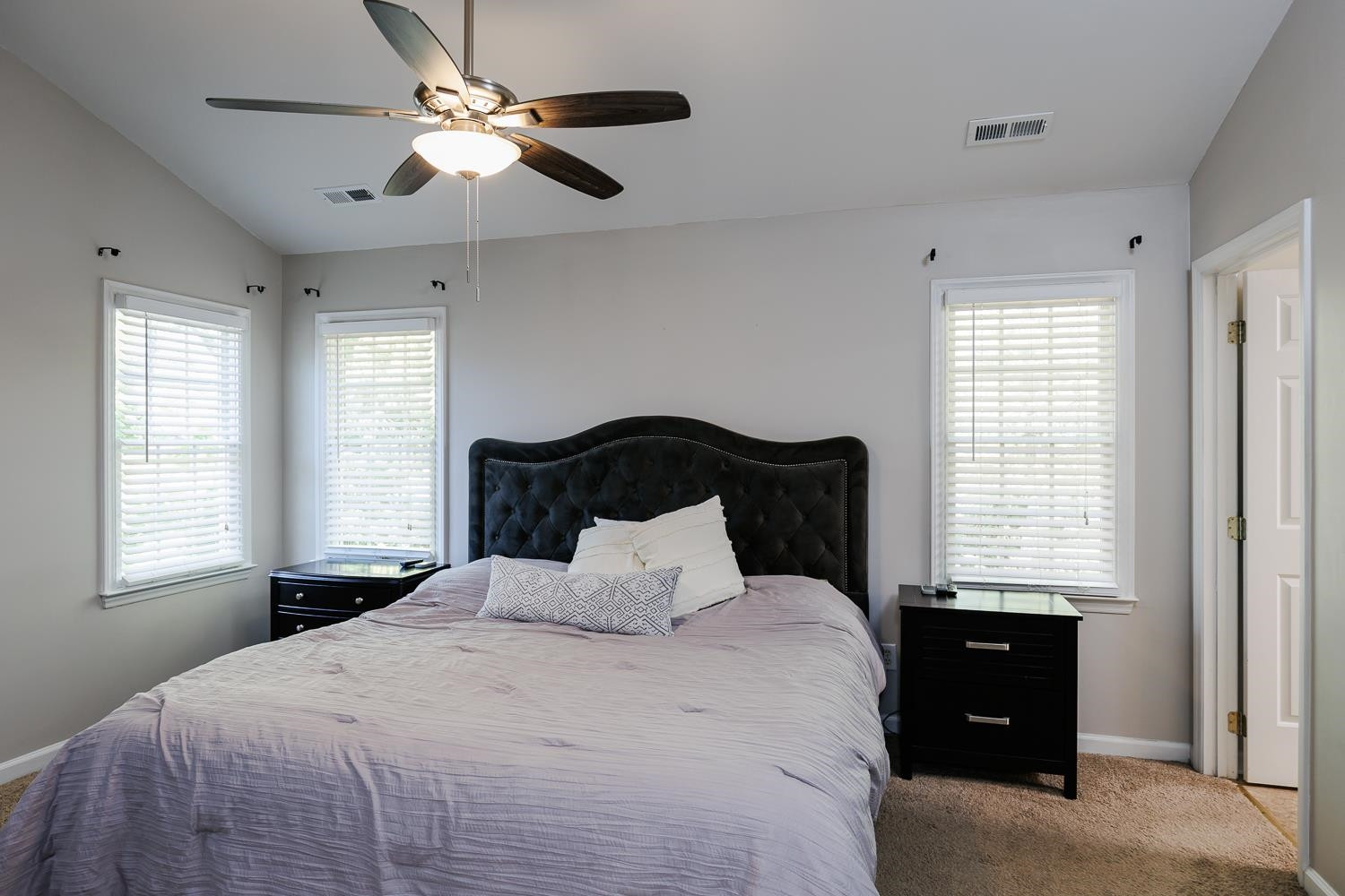 5212 Harrington Grove Drive