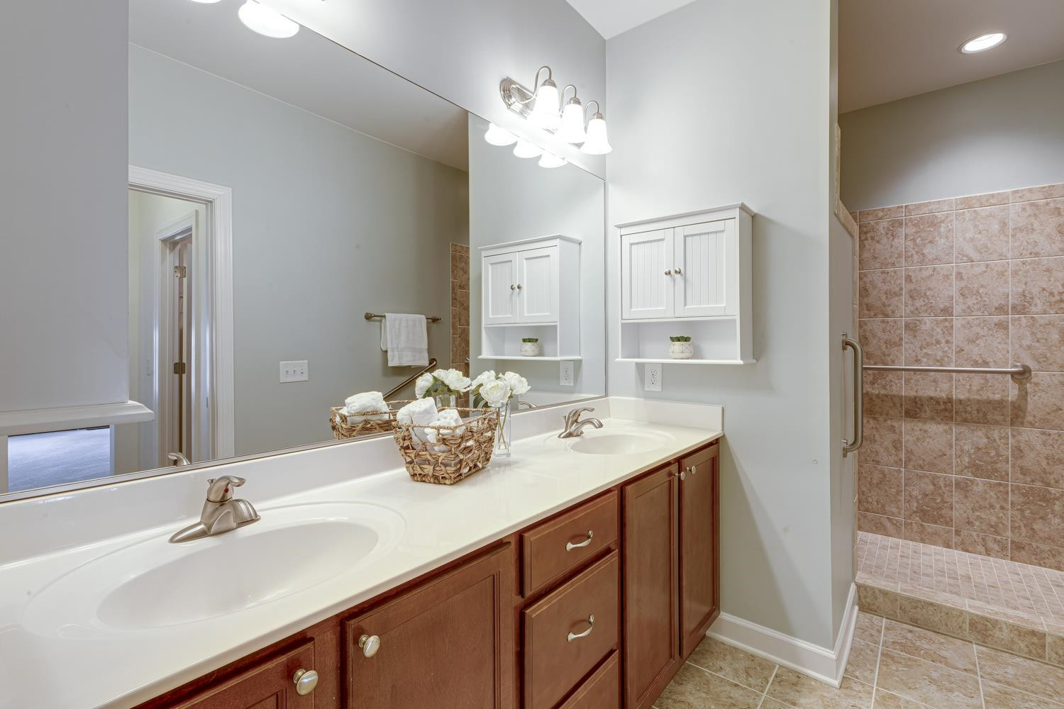 229 Ellisview Drive