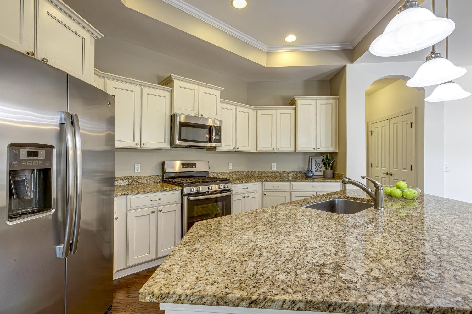229 Ellisview Drive