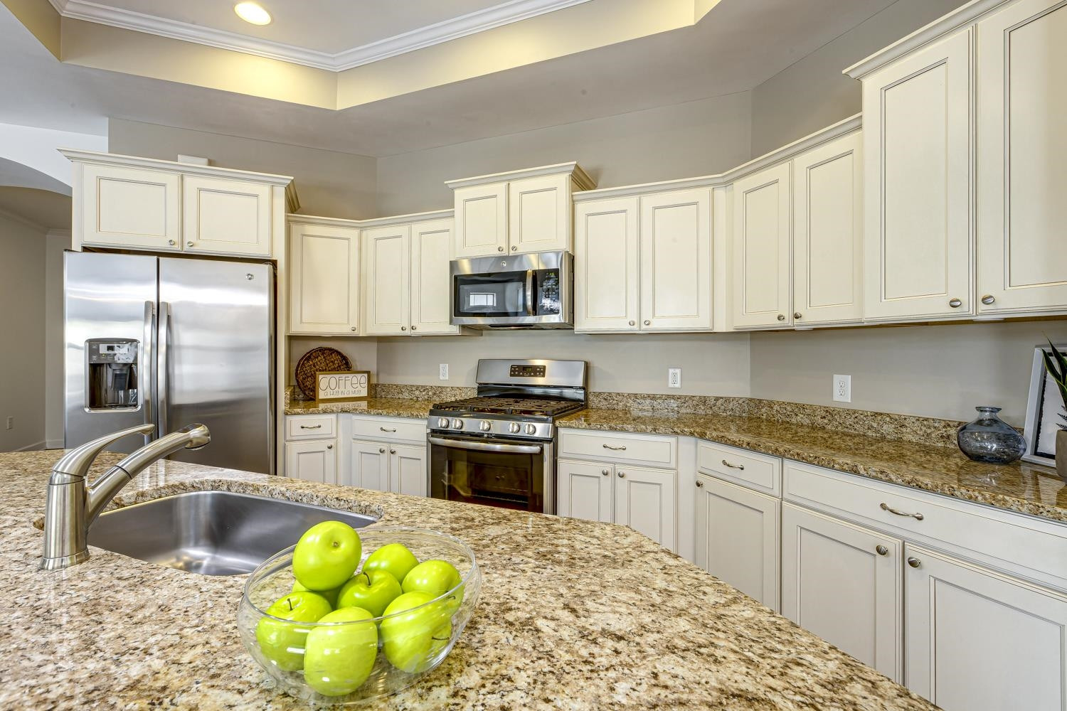 229 Ellisview Drive