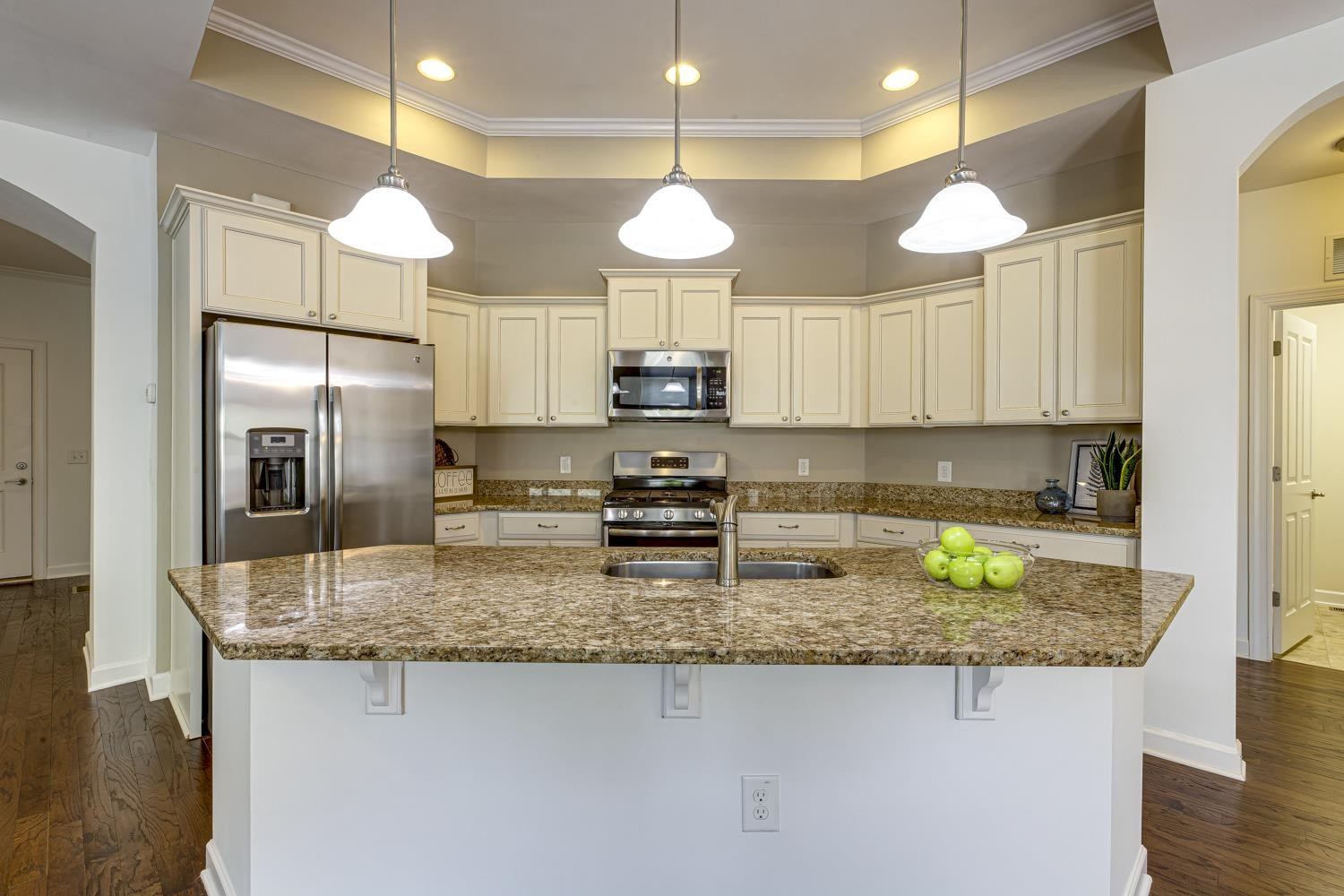 229 Ellisview Drive