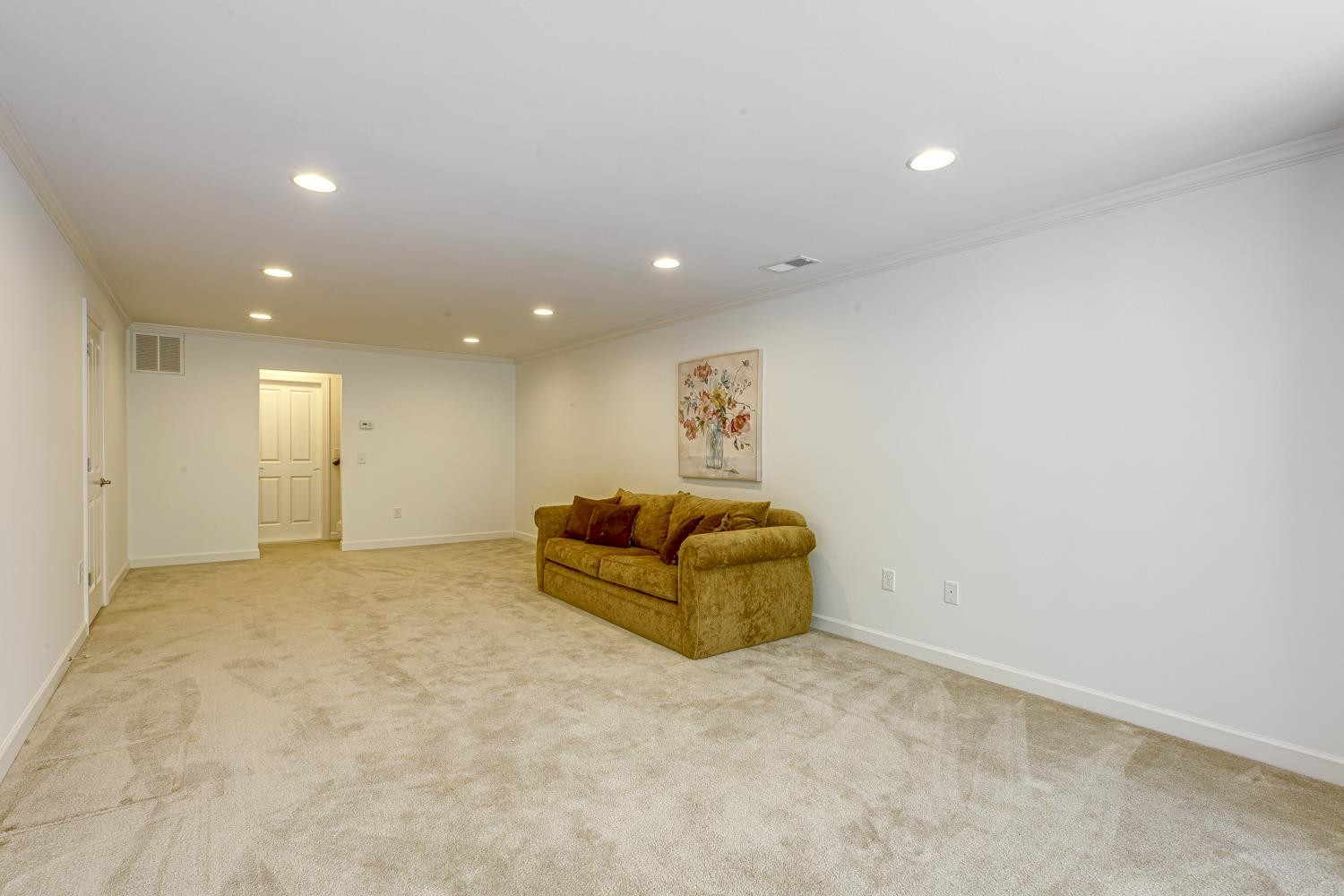 229 Ellisview Drive