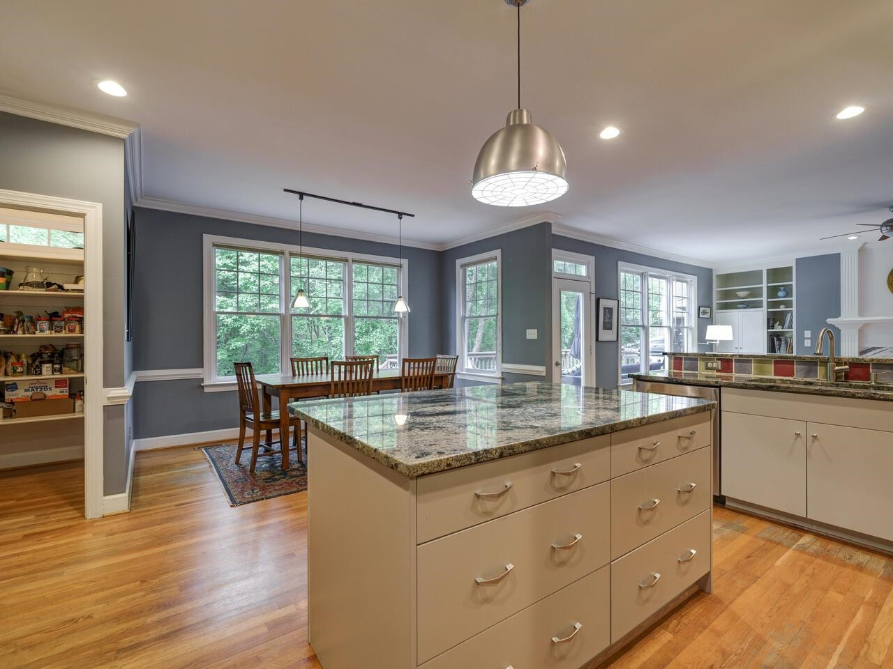 604 Aberdeen Drive