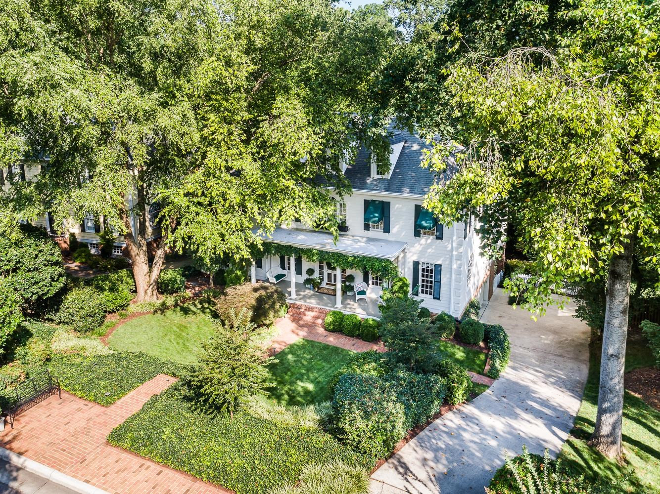 1421 Dogwood Lane