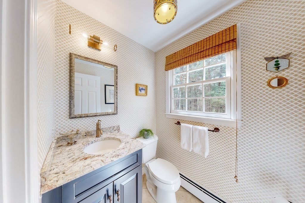 1 Chestnut Ln