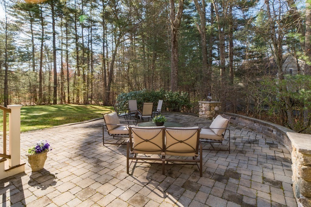 1 Chestnut Ln