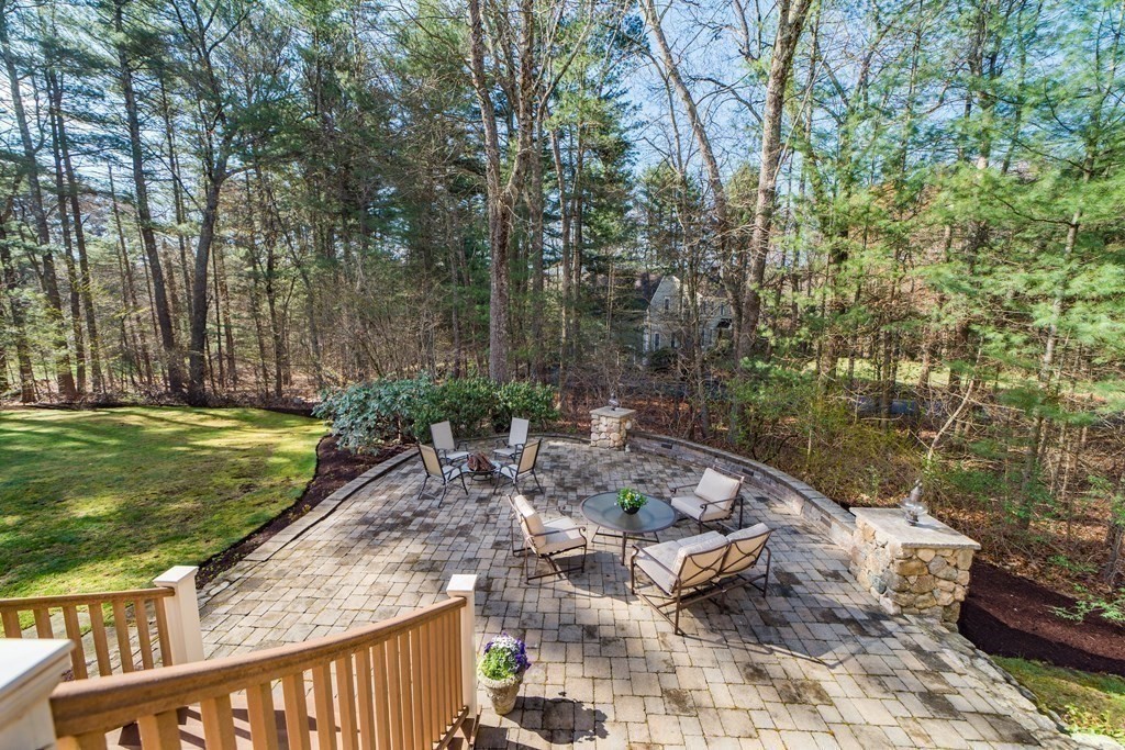 1 Chestnut Ln