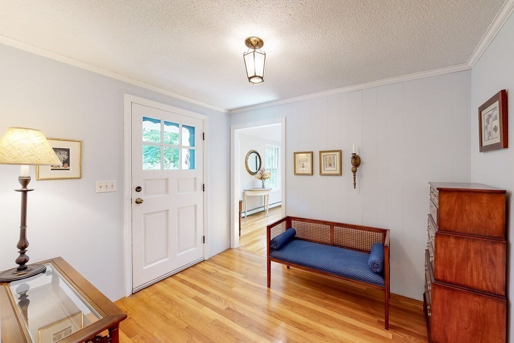 5 Crest Cir