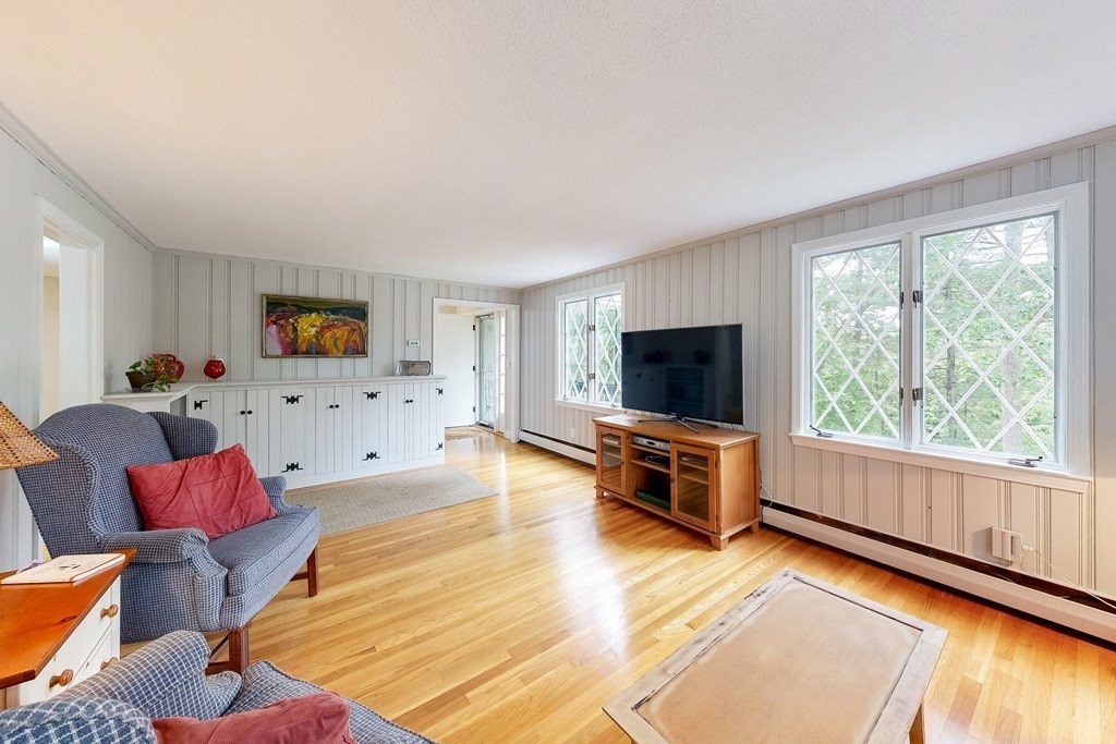 41 Hearthstone Dr