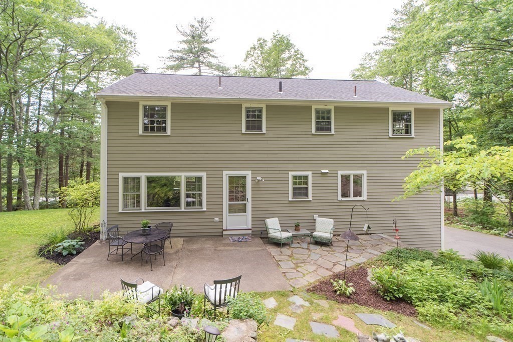 41 Hearthstone Dr