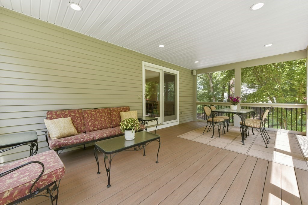 218 Causeway St
