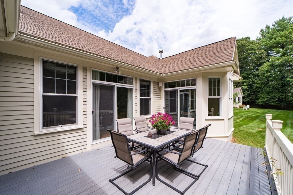 17 Bridlefield Ln