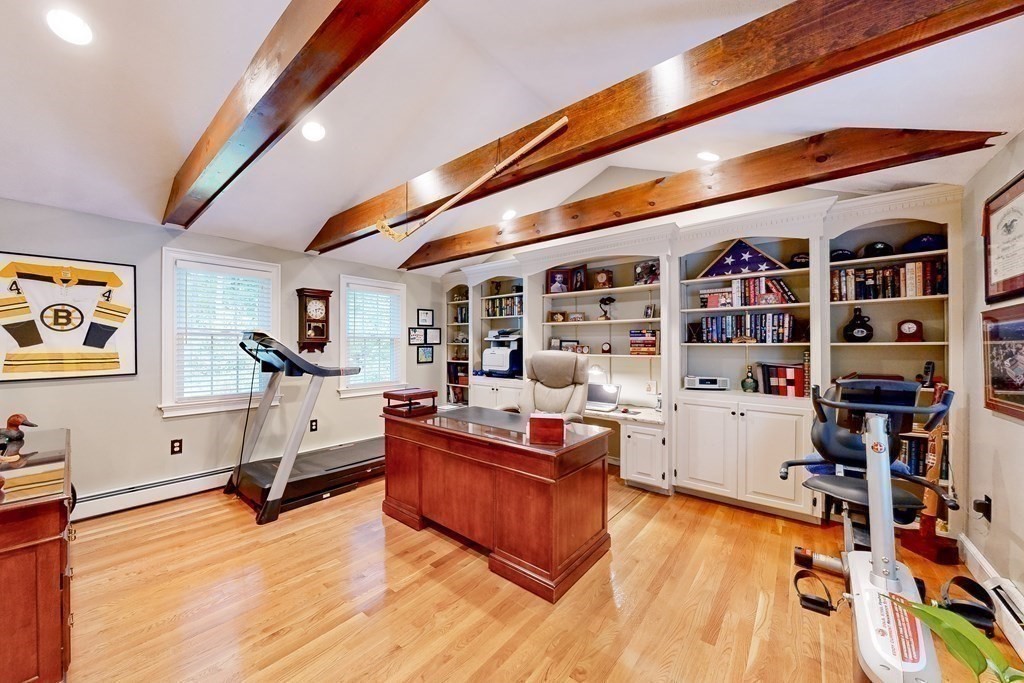 22 Forest St