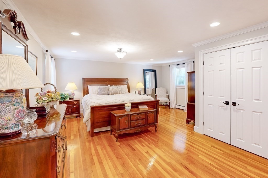 22 Forest St