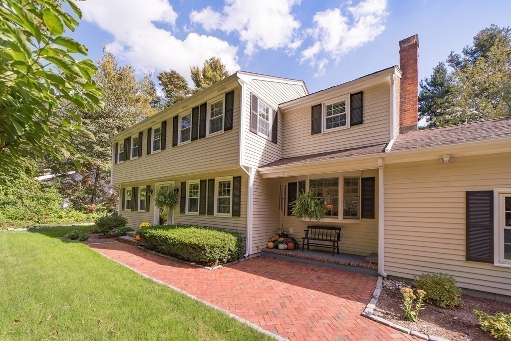 22 Forest St