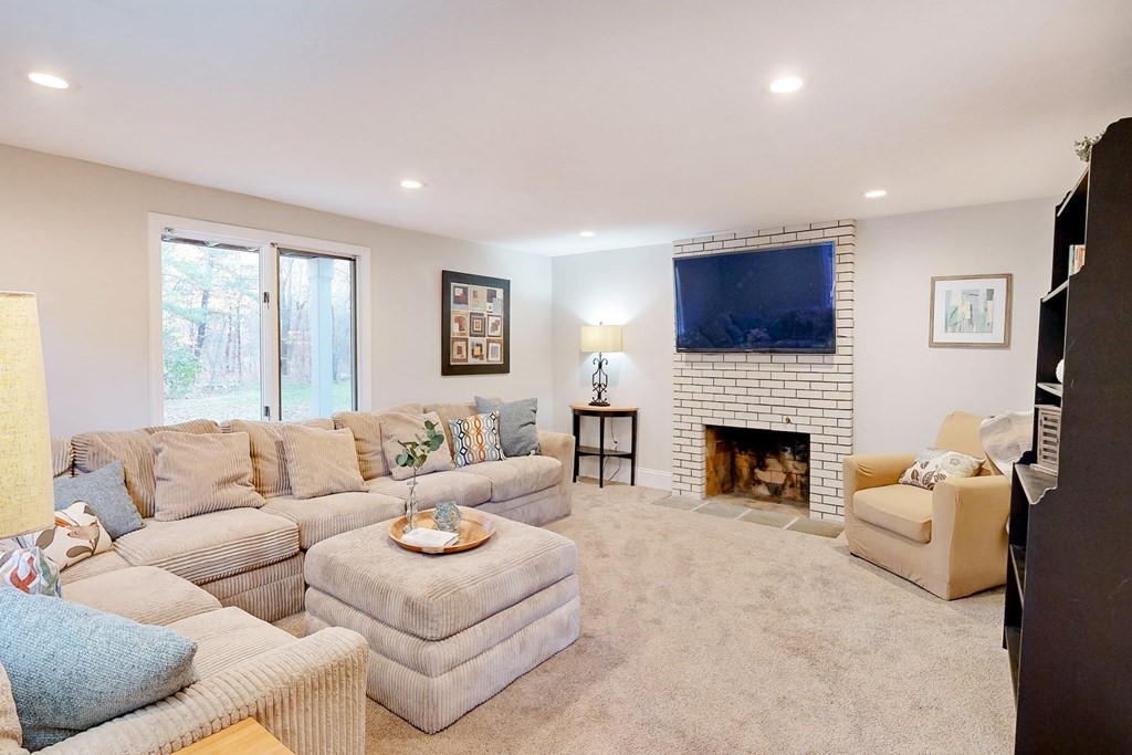 37 Granite St