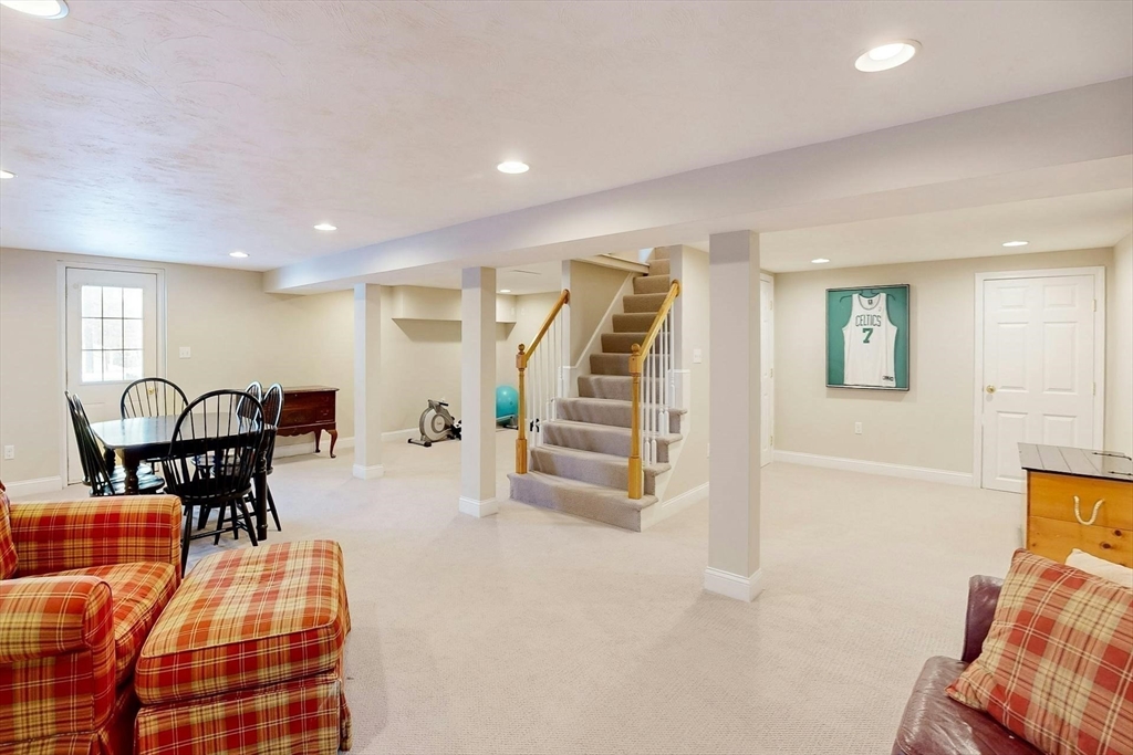68 Indian Hill Rd