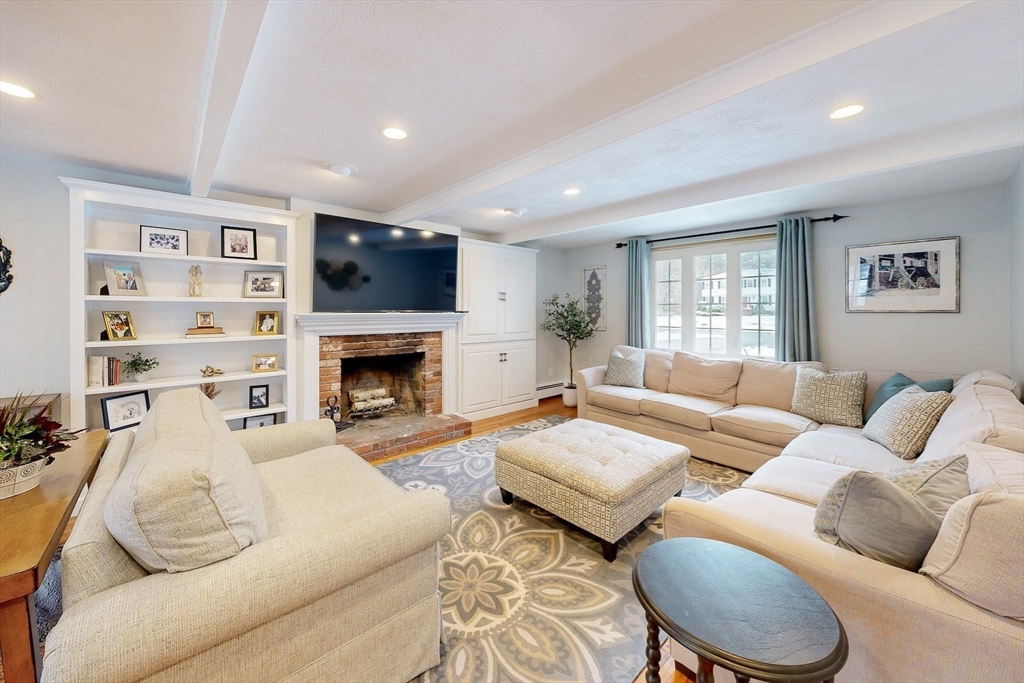 68 Indian Hill Rd
