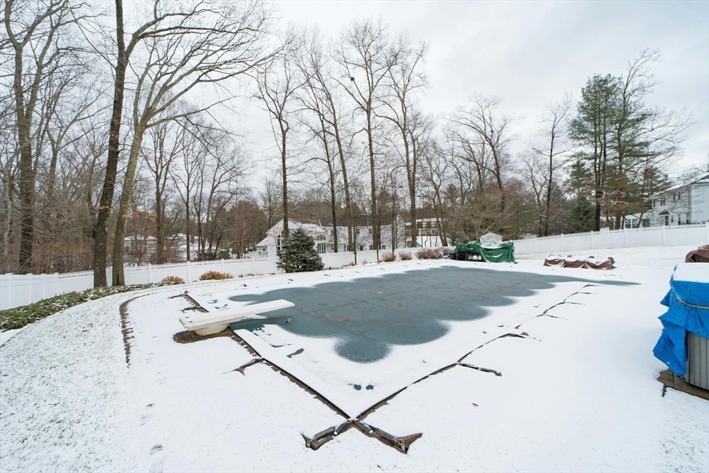 68 Indian Hill Rd