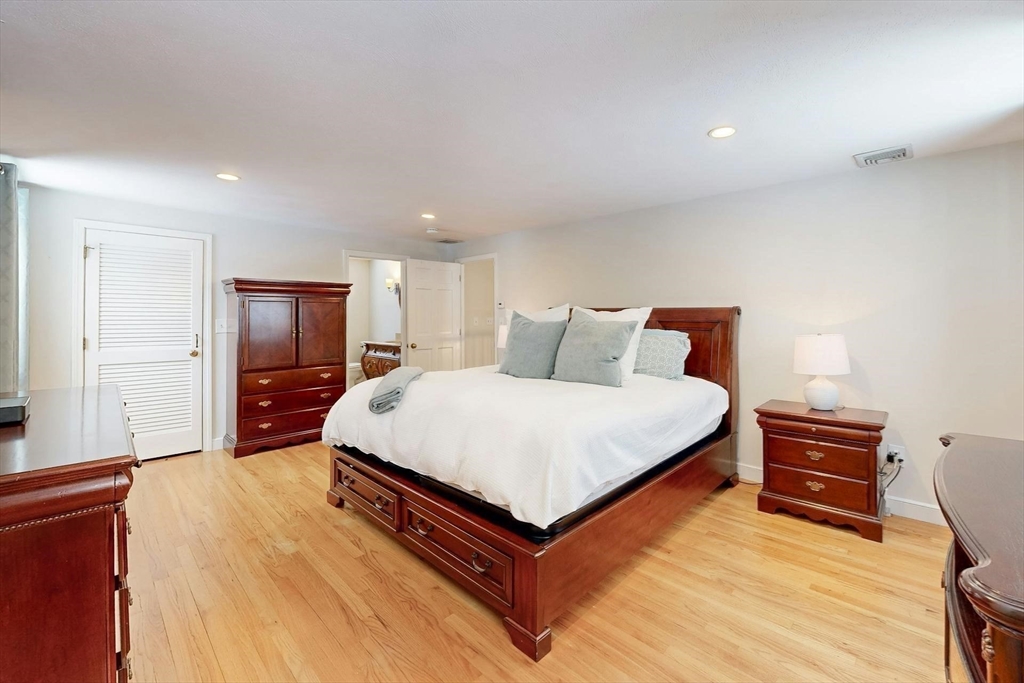 68 Indian Hill Rd