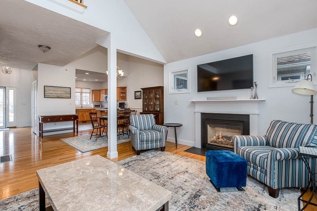 25 Delcor Drive # 25