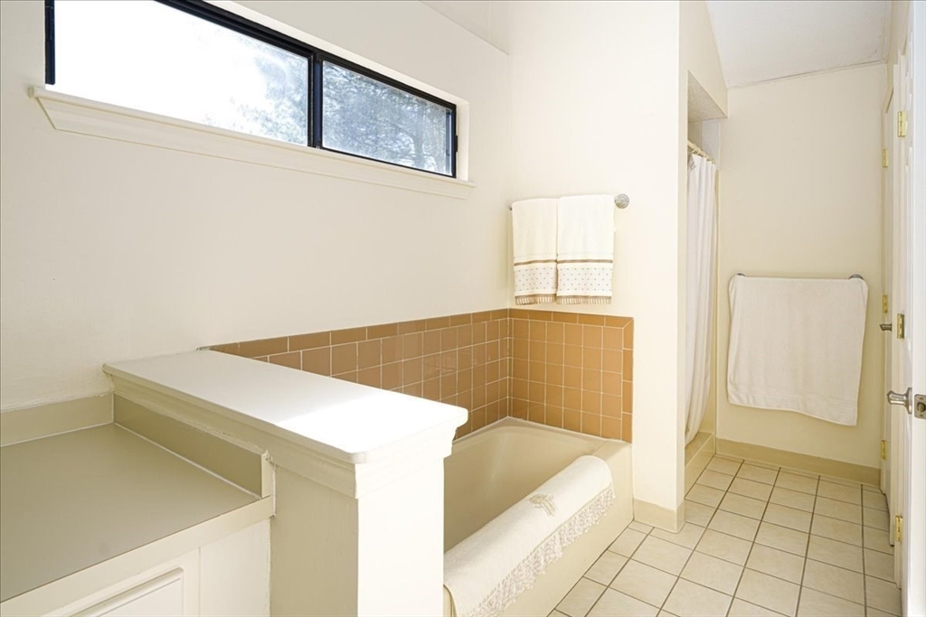 1 Country Club Ln # C