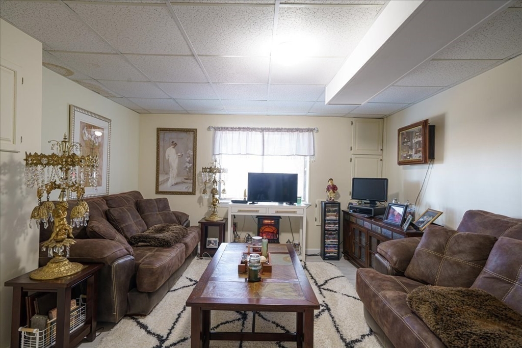 1 Country Club Ln # C