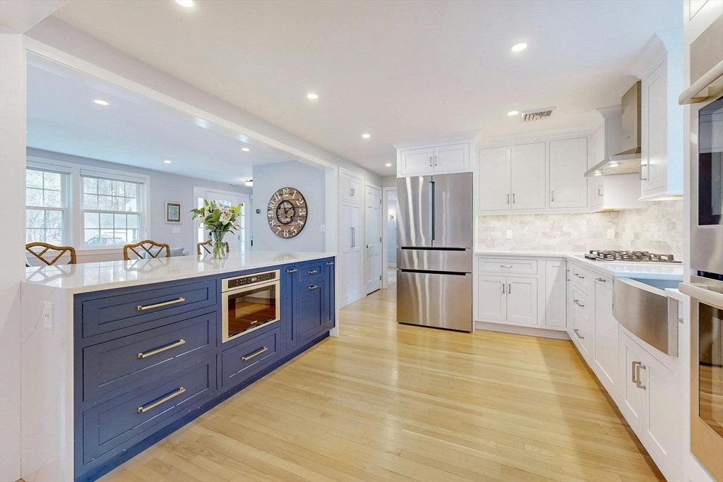 29 Kenney Rd