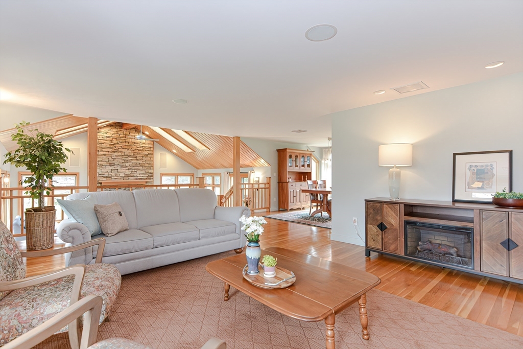 11 Ames Drive