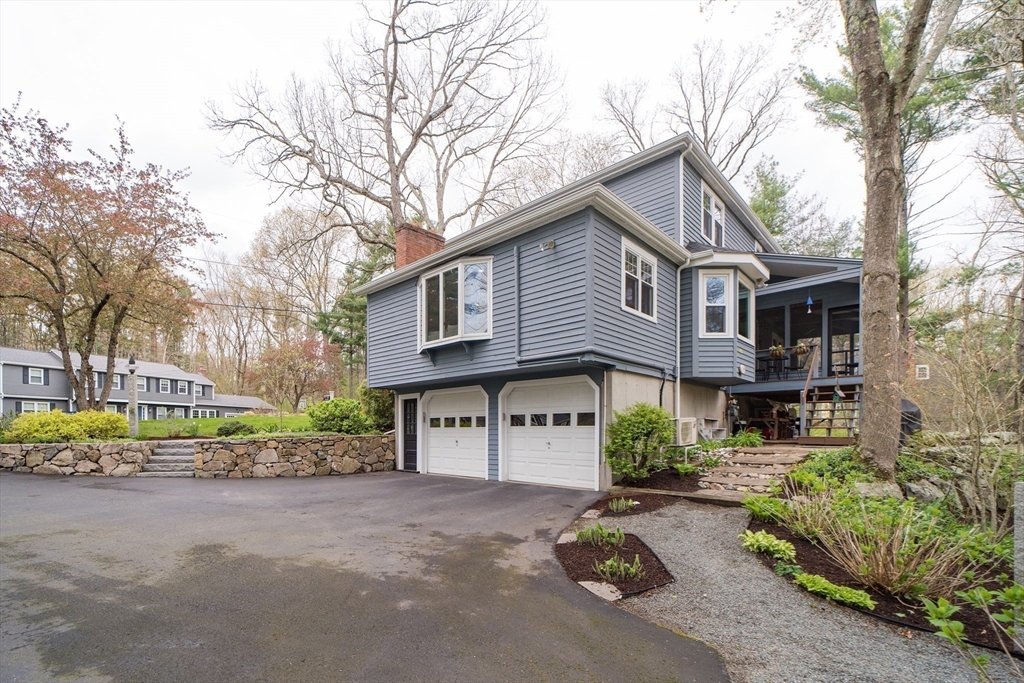 25 Lee Rd