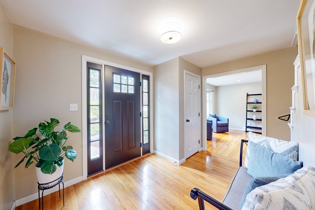 25 Lee Rd