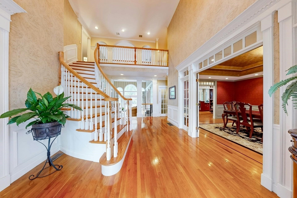 34 High Ridge Cir