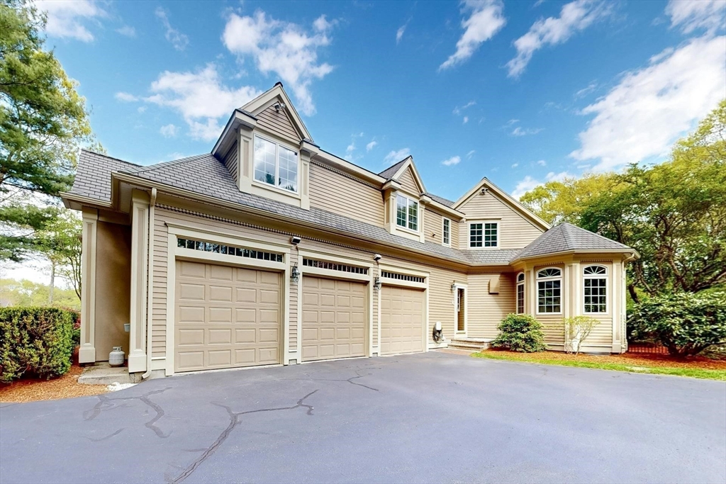 34 High Ridge Cir