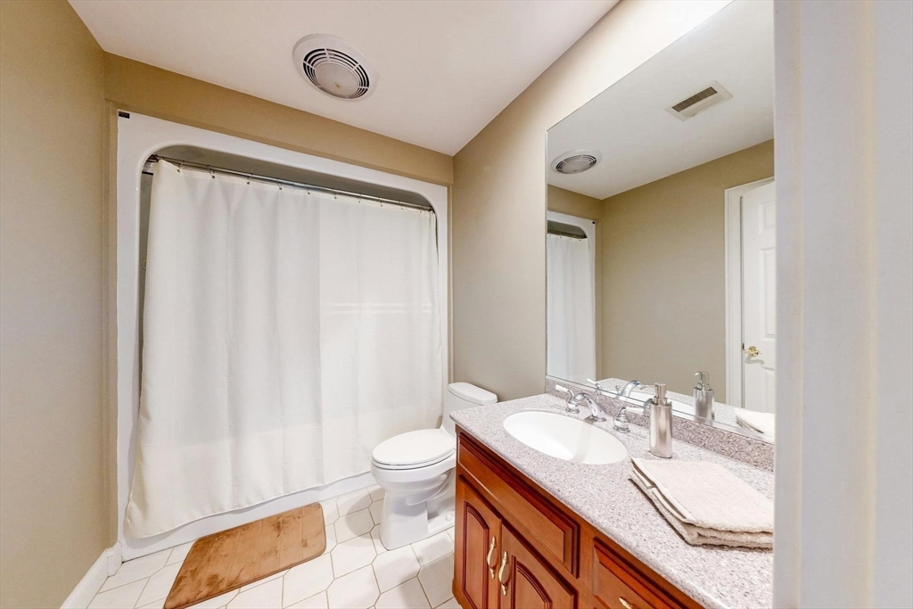 34 High Ridge Cir
