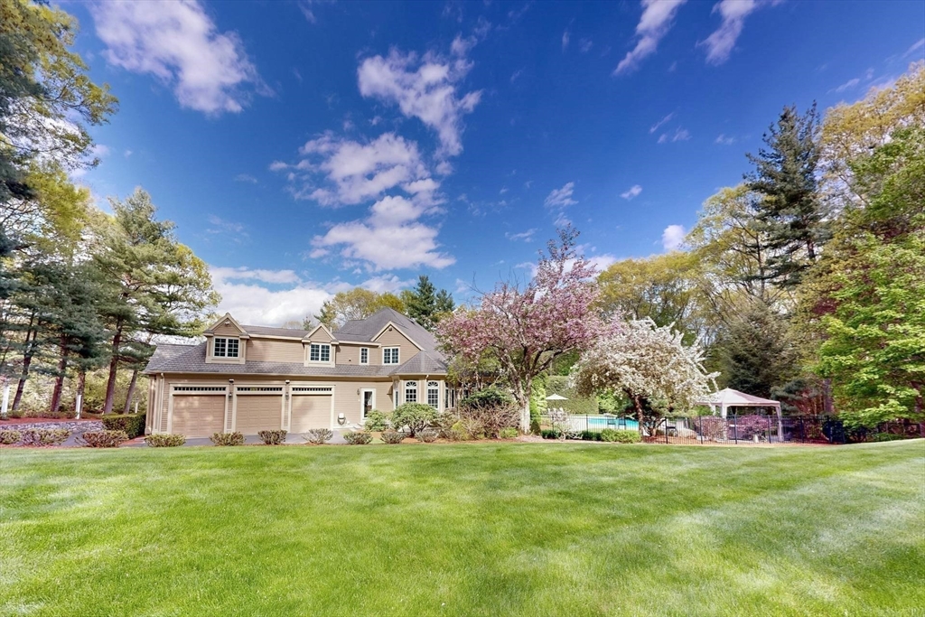 34 High Ridge Cir