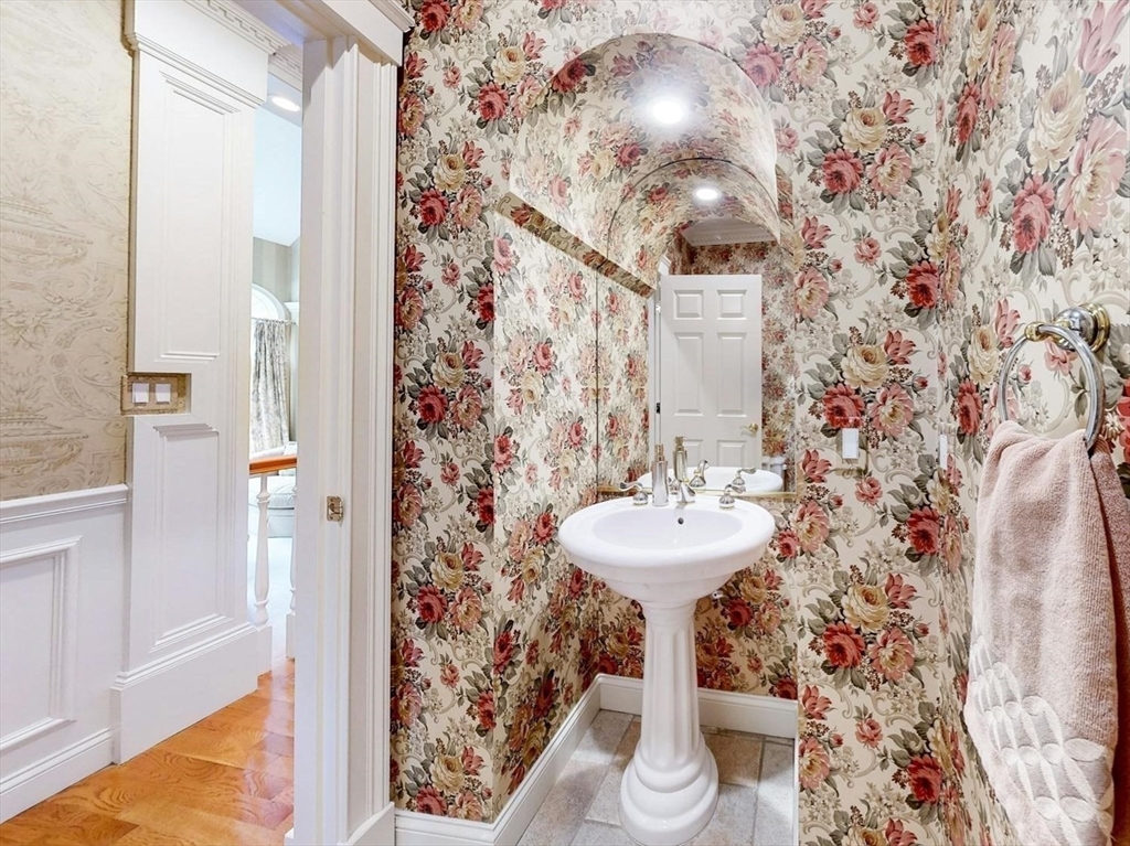 34 High Ridge Cir